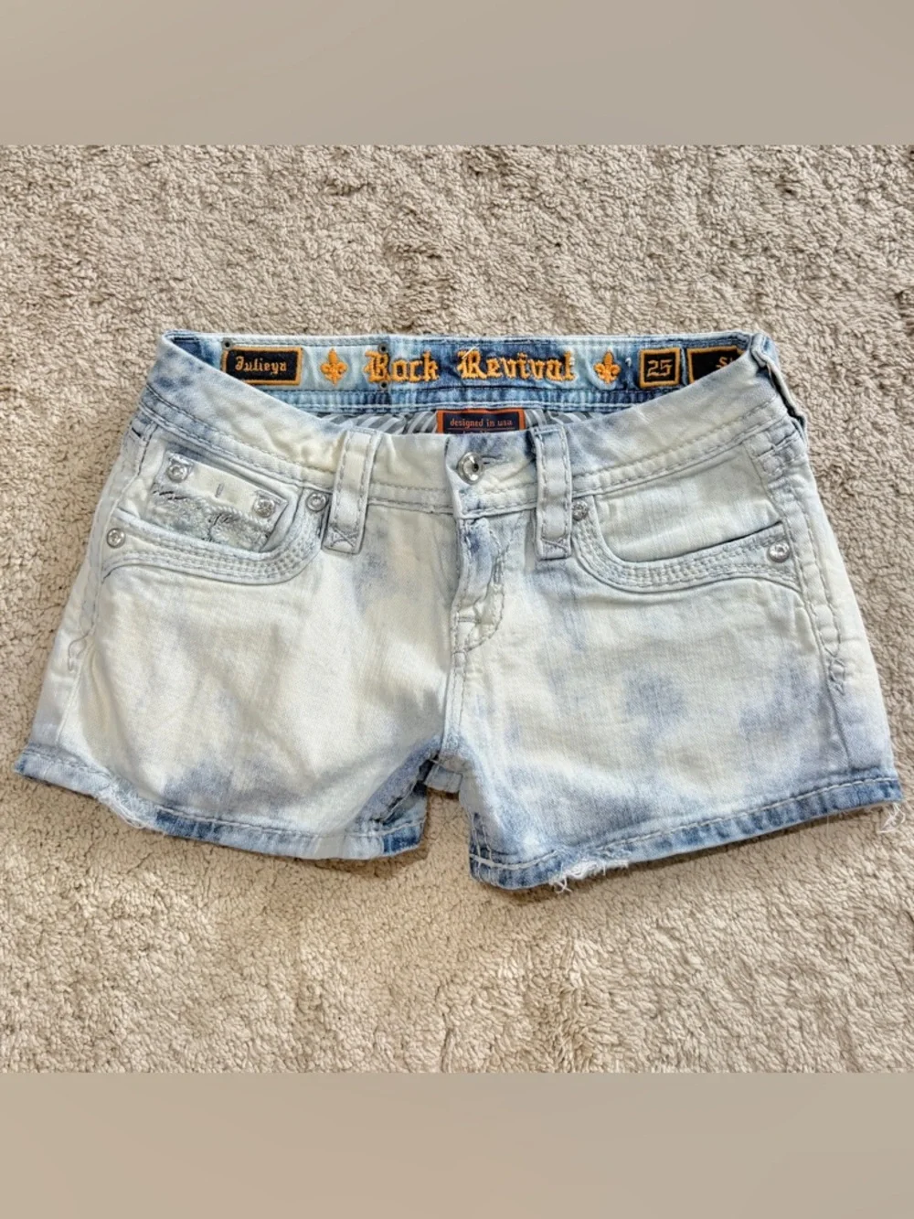 Rock Revival Womens Shorts size 25 Julieya Light Blue Denim Jean Rhinestones - Picture 7 of 8